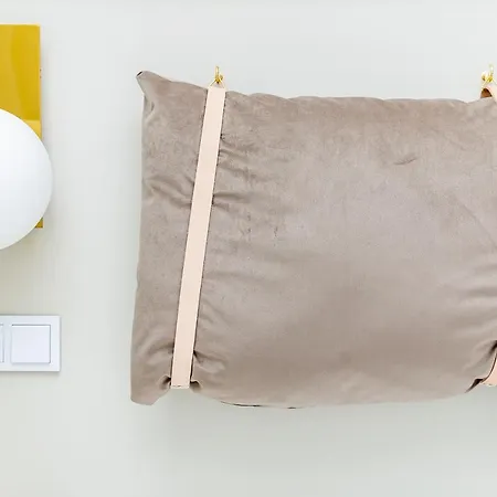 Pobookowane Barbary Delux Old Town