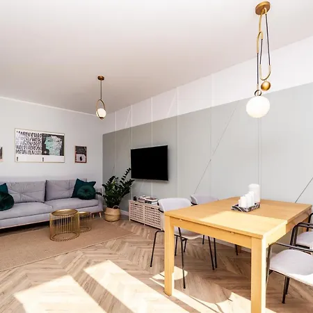 Pobookowane Barbary Delux Old Town