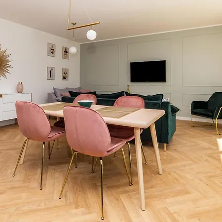 Pobookowane Barbary Delux Old Town * Danzig