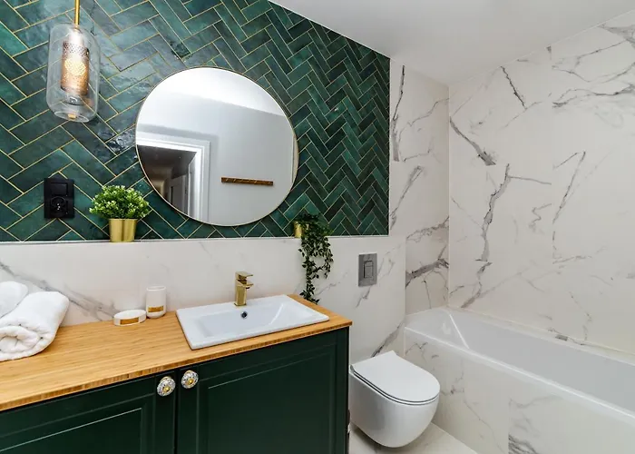 Pobookowane Barbary Delux Old Town *