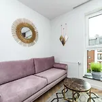 Pobookowane Barbary Delux Old Town Apartman *